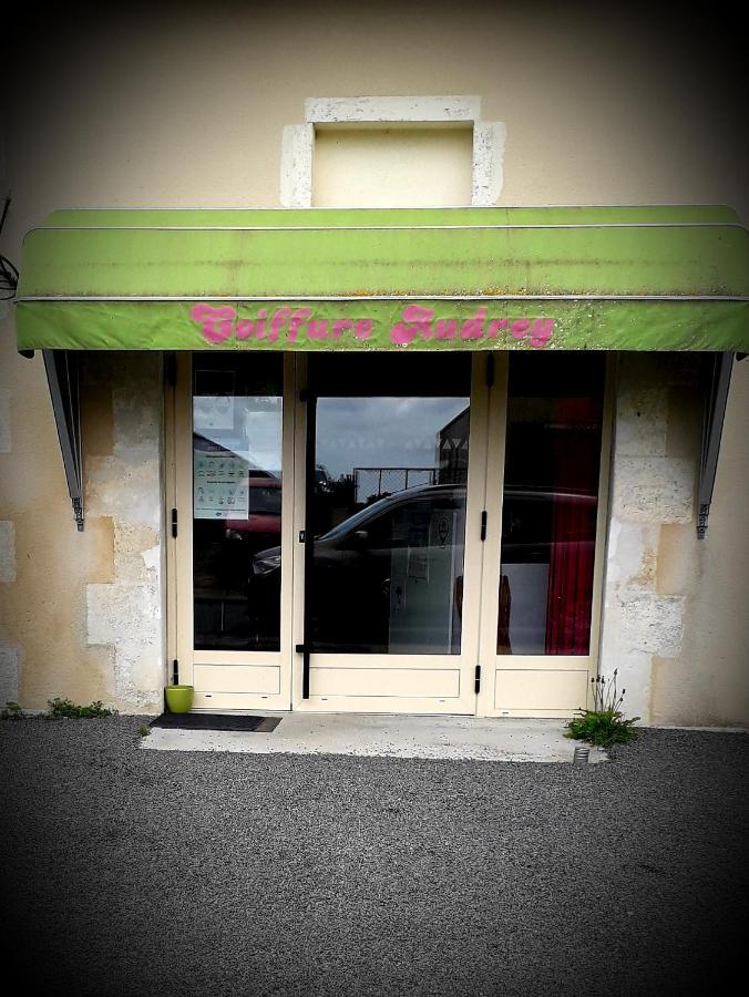 B&B Chez Annie Saint-Martin-de-Gurçon Exteriör bild