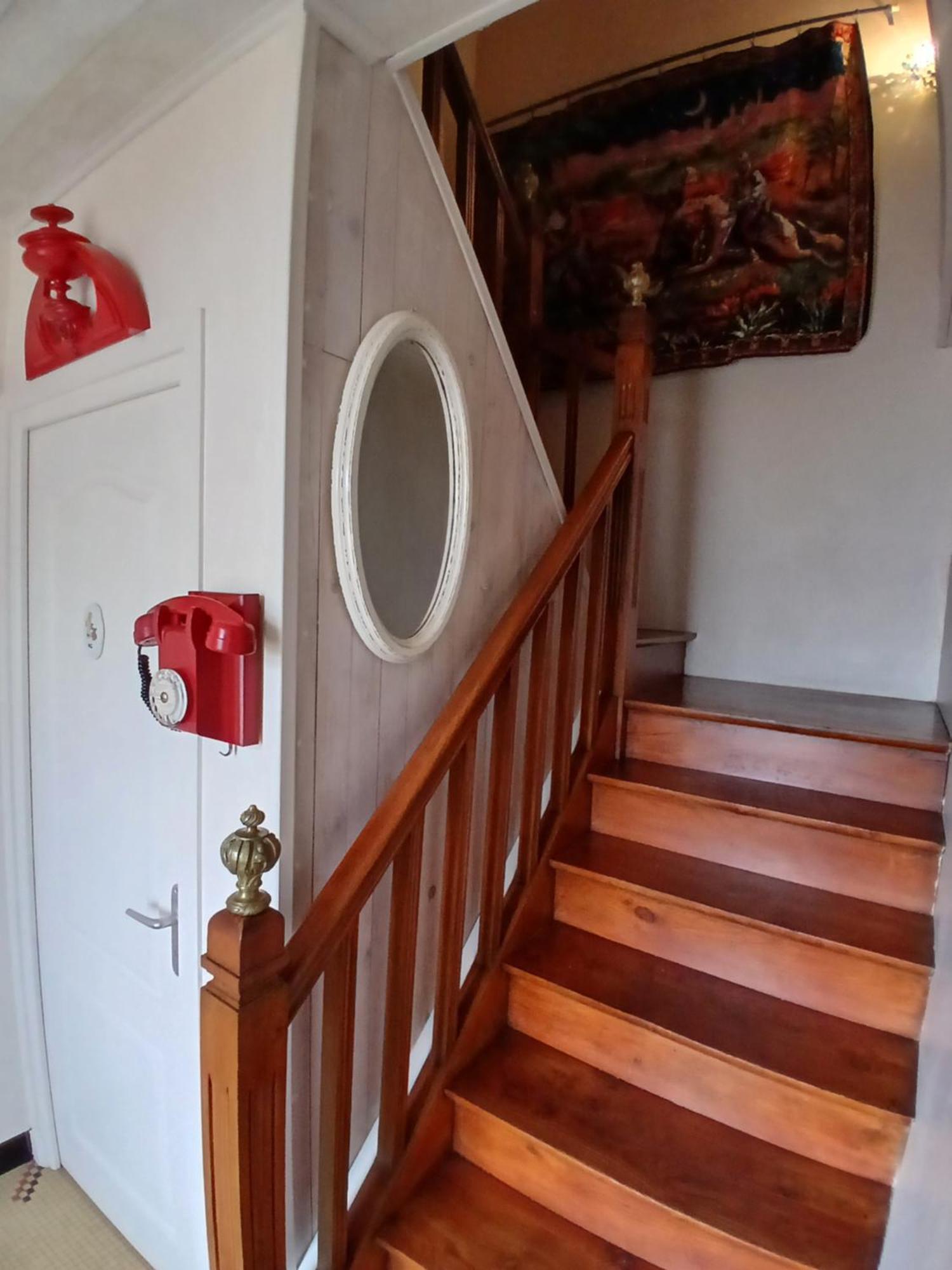 B&B Chez Annie Saint-Martin-de-Gurçon Exteriör bild