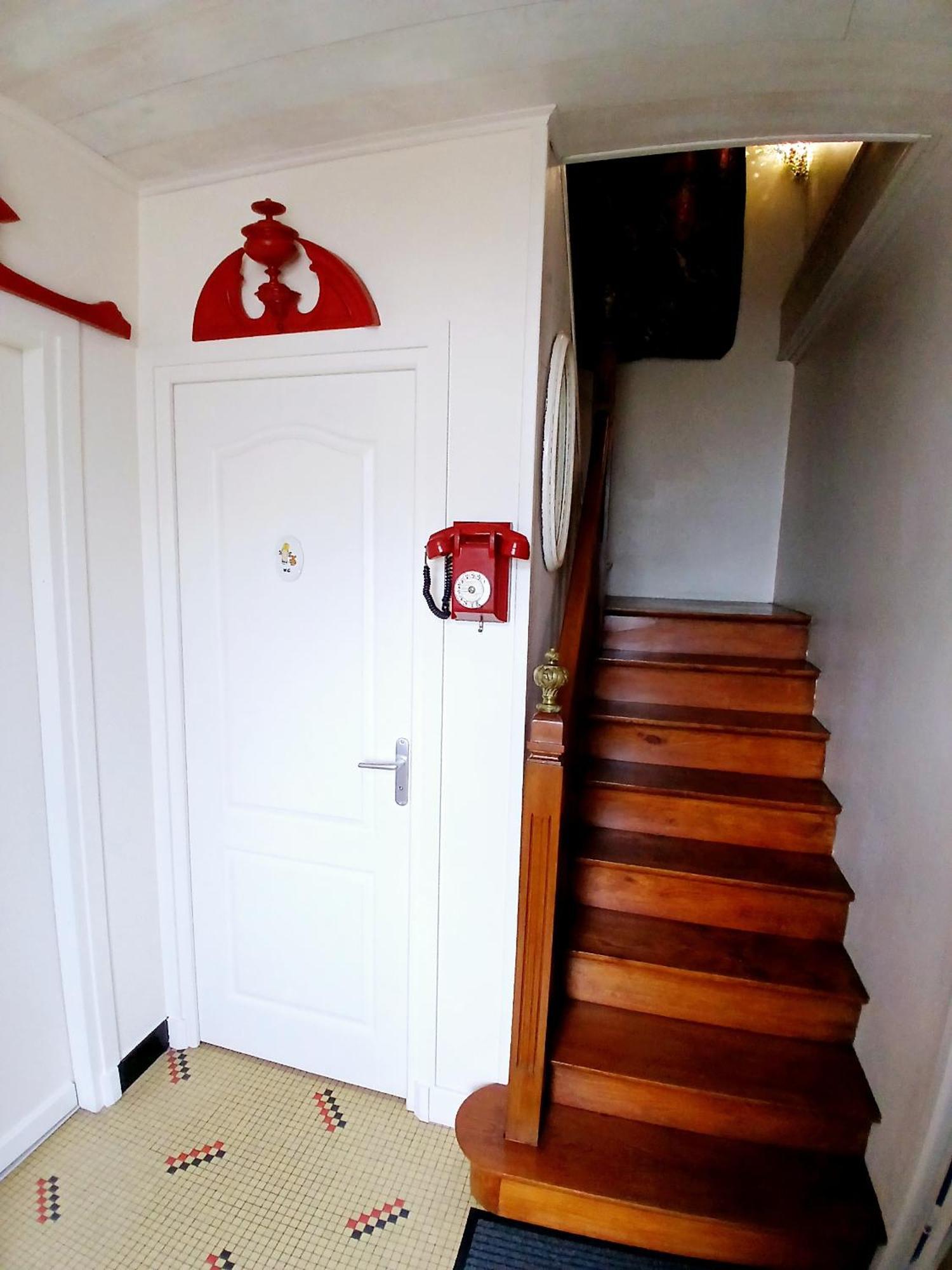 B&B Chez Annie Saint-Martin-de-Gurçon Exteriör bild