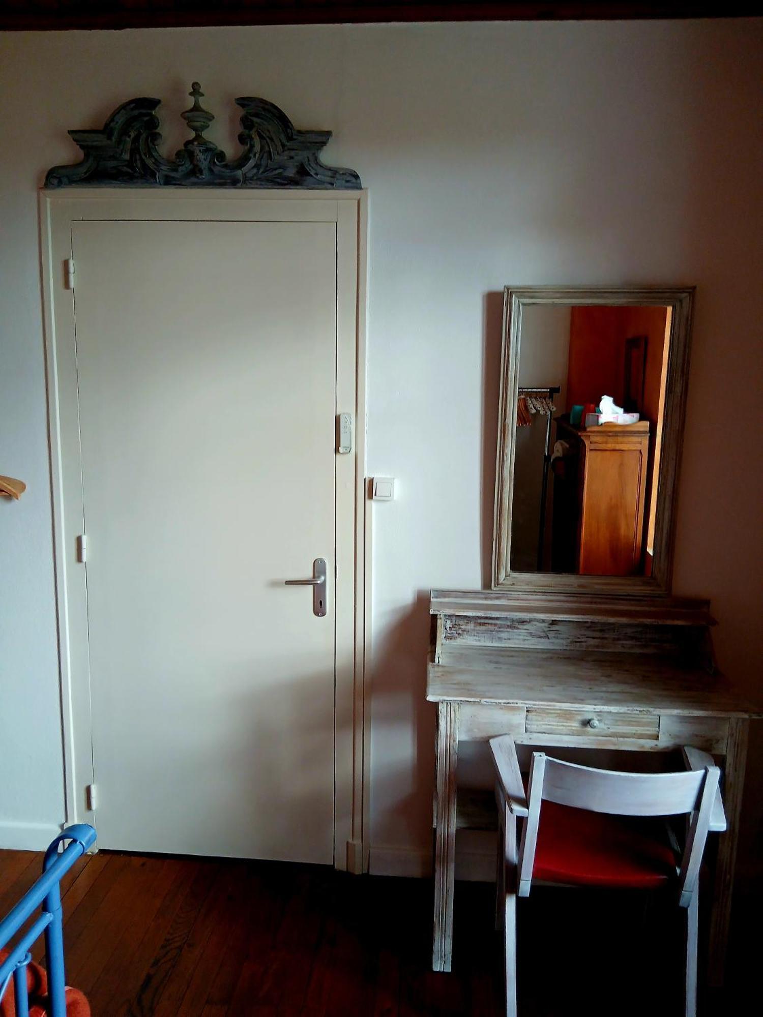 B&B Chez Annie Saint-Martin-de-Gurçon Exteriör bild